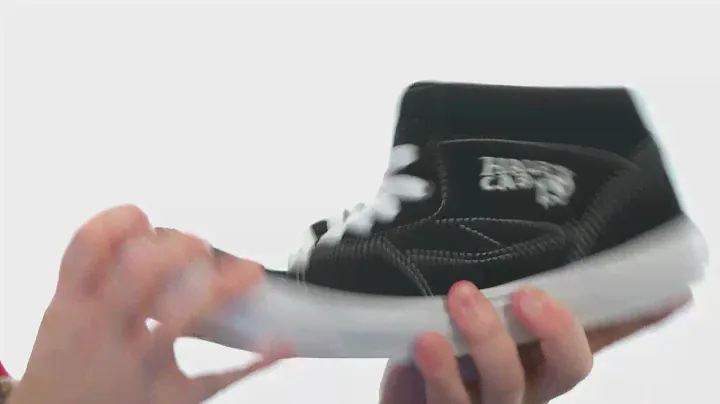 Vans Half Cab™ Core Classics SKU: 7205707